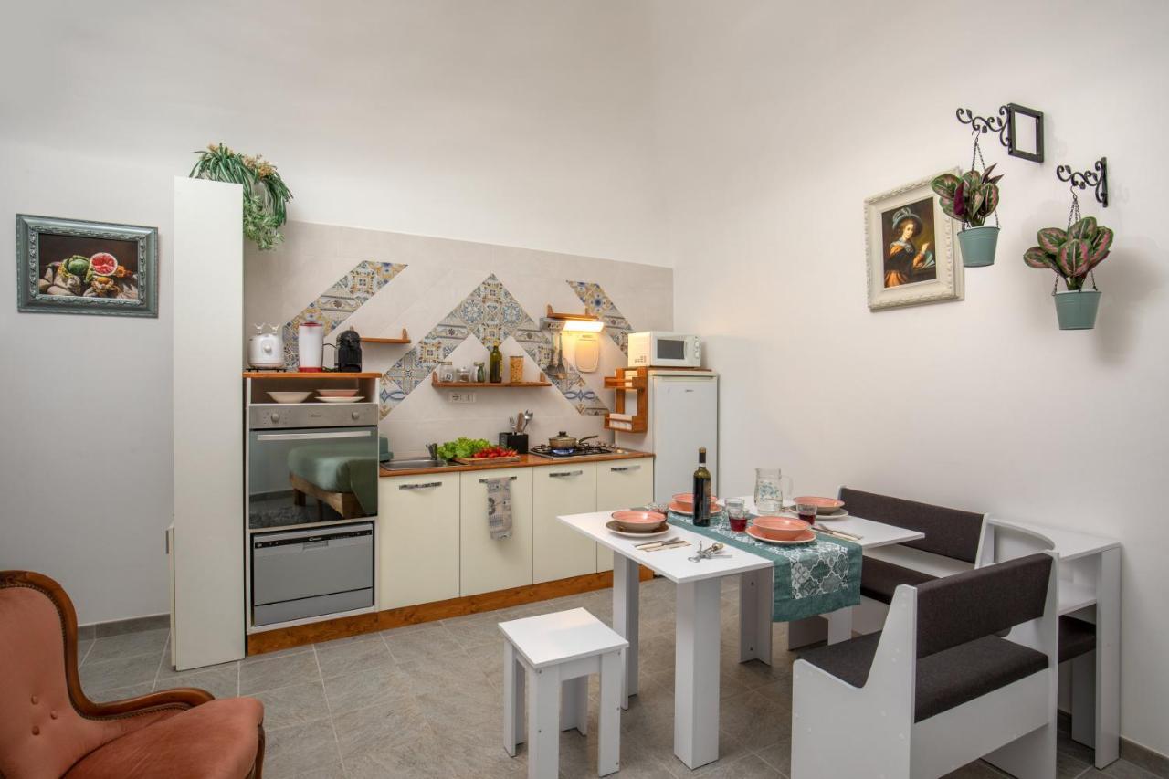 Centro E Spiaggia Ardesia Anguillara Sabazia Ngoại thất bức ảnh
